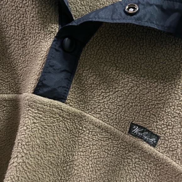 Vintage Woolrich Fleece - Picture 2 of 2